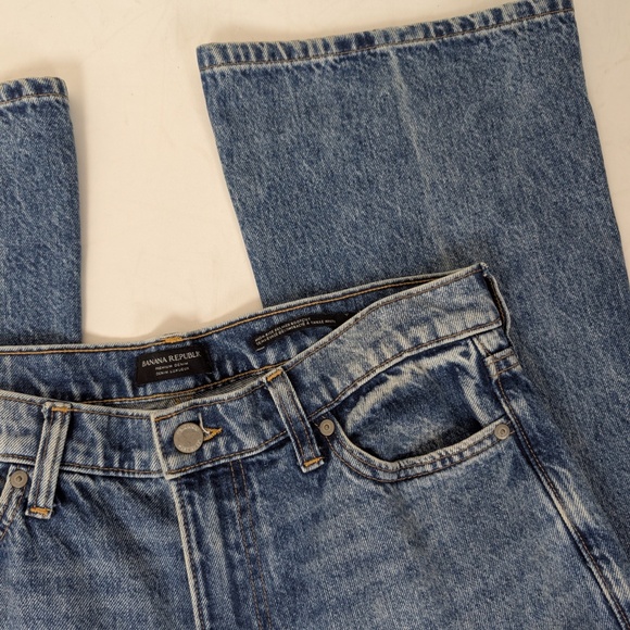 Banana Republic High Rise Relaxed Bootcut Faded Flare Medium Wash Fitted - Picture 2 of 6